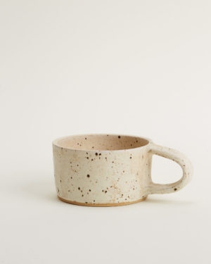 krémová šálka na kávu a šálka na čaj , originálna handmade šálka